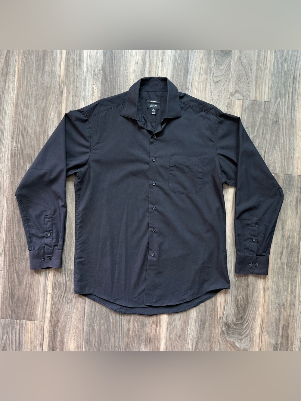 Alfani Regular Fit Button-Down Shirt in Black Size M